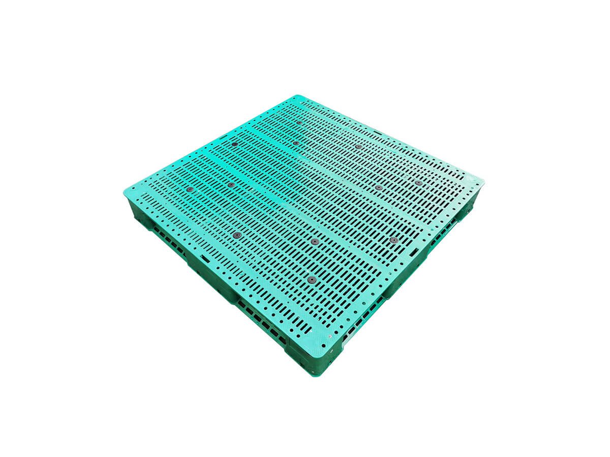 cost of plastic pallets