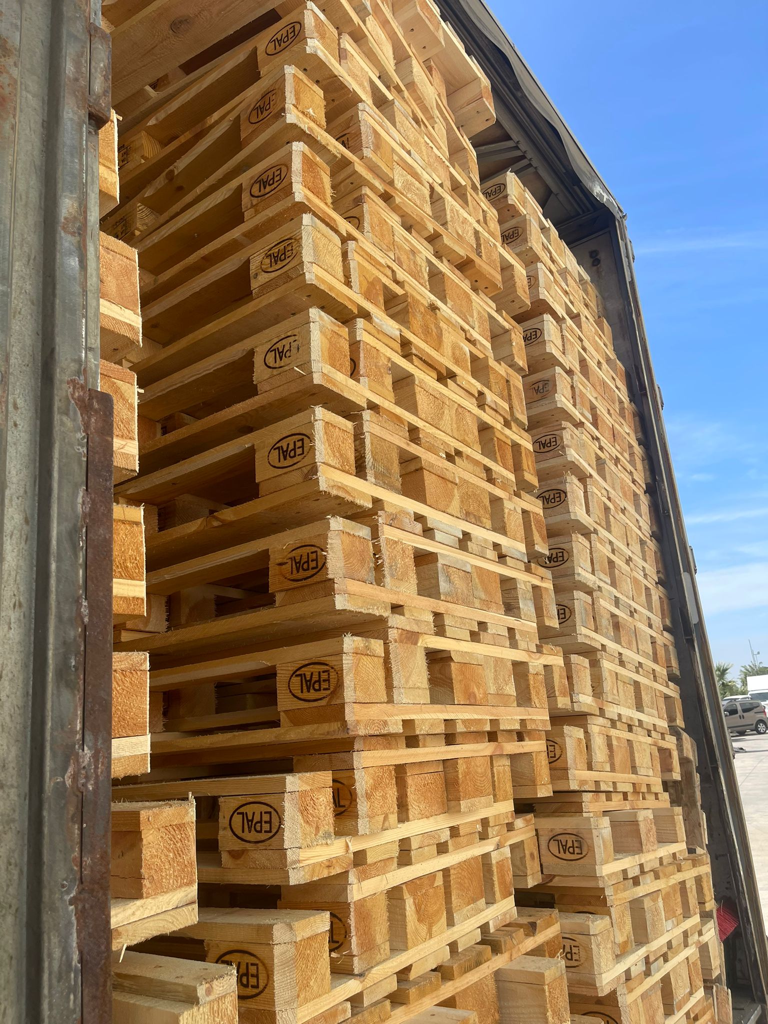 used wood pallets for sale